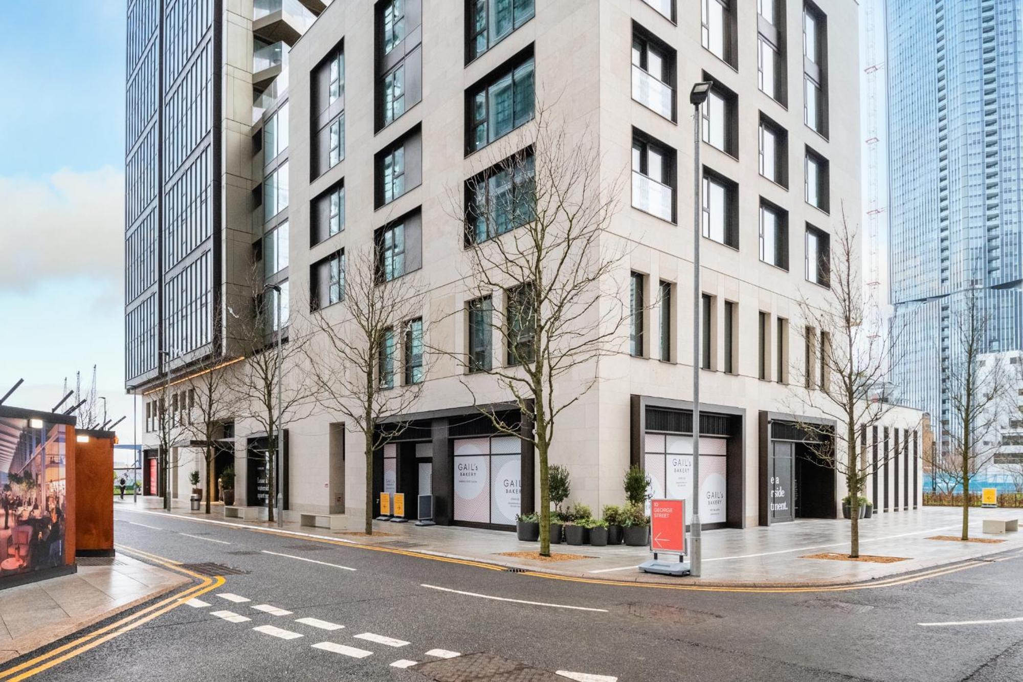 Elegant And Modern Apartments In Canary Wharf Right Next To Thames Londra Dış mekan fotoğraf