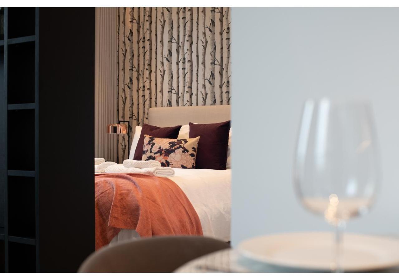 Elegant And Modern Apartments In Canary Wharf Right Next To Thames Londra Dış mekan fotoğraf